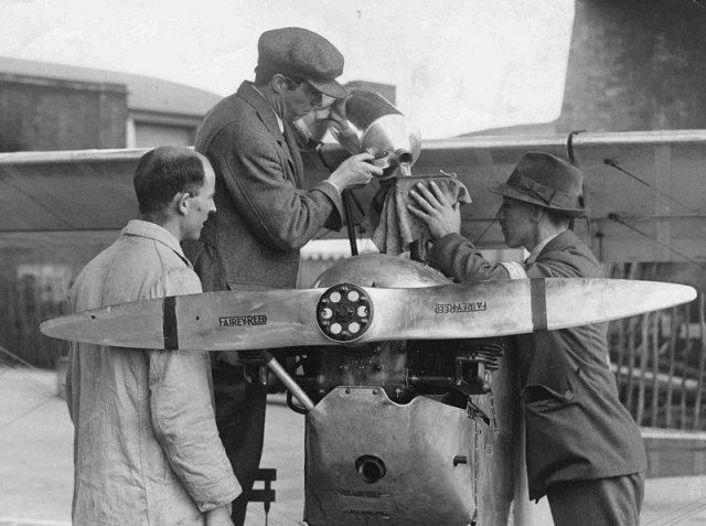 lympne light aircraft trials 0751-0089